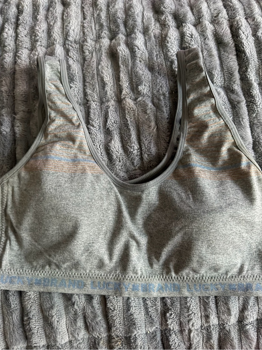 NEW Lucky Brand Gray Women's Seamless Sports Bra Bralette- Comfort Fit